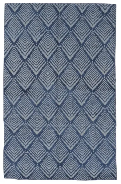 modern rug / 19296 | WOVEN