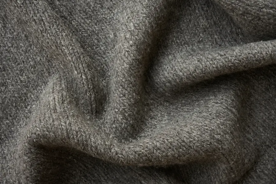 chunky soumak - charcoal | WOVEN