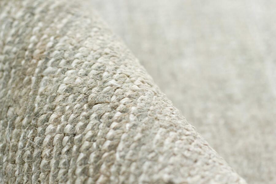 distressed banana silk (turkish knot) - silver | WOVEN