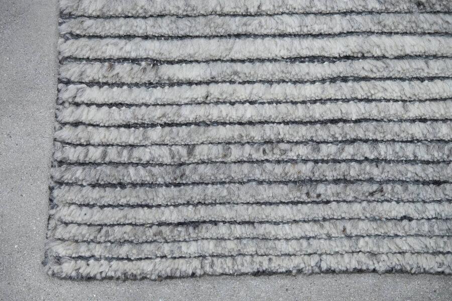 wool tulu - silver | WOVEN